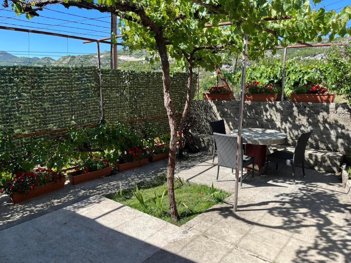 Una Apartment Cetinje Exterior foto